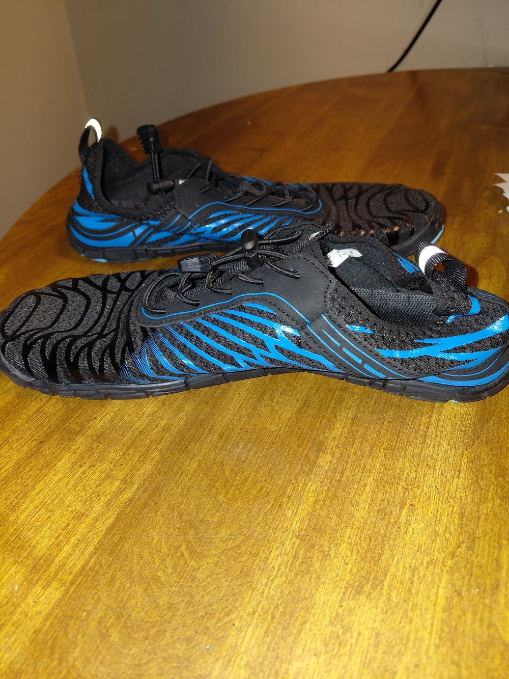 HF Barefoot Dhoes By Hike Footwear.